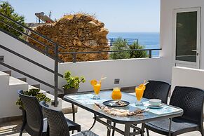 John Akroyiali rooms