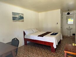Transit Motel - Hostel