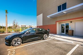 Holiday Inn Express & Suites Jacksonville - Town Center by IHG