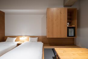 TSUGU Kyoto Sanjo by THE SHARE HOTELS