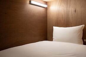 TSUGU Kyoto Sanjo by THE SHARE HOTELS