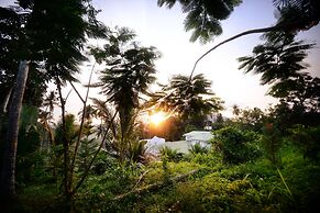 The Flame Tree Estate & Hotel