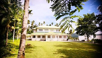 The Flame Tree Estate & Hotel