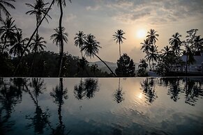 The Flame Tree Estate & Hotel