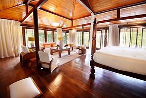 The Flame Tree Estate & Hotel