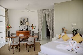 The Flame Tree Estate & Hotel