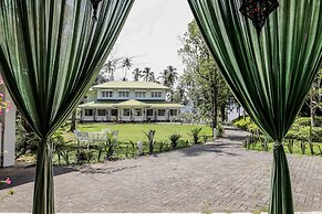 The Flame Tree Estate & Hotel