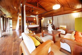 The Flame Tree Estate & Hotel