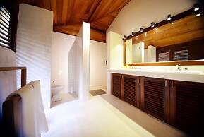 The Flame Tree Estate & Hotel