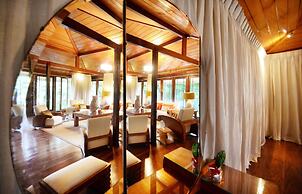 The Flame Tree Estate & Hotel