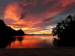 Nusa Nalan Beach Resort