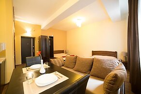Aparthotel na Mytniy