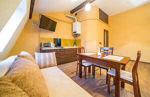 Aparthotel na Mytniy