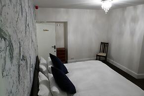 The Victoria