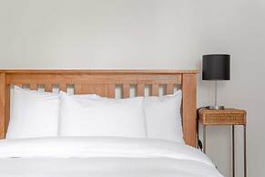 Modern 2 Bedroom Flat in Central London