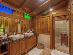 Santhiya Phuket Natai Resort & Spa