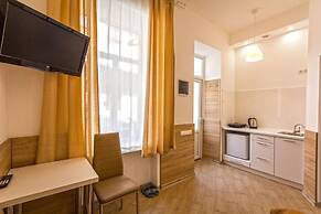 Smart Apartment Shpitalna 13a