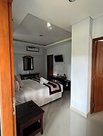 Mandhasativa Homestay