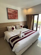 Mandhasativa Homestay