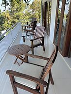 Mandhasativa Homestay