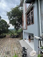 Mandhasativa Homestay