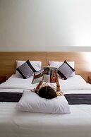 Mandhasativa Homestay