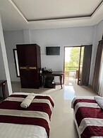 Mandhasativa Homestay