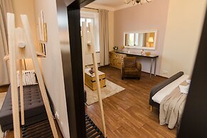 APT with garden Prague by Michal&Friends
