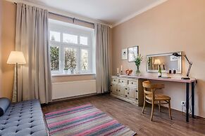 APT with garden Prague by Michal&Friends