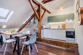 APT with garden Prague by Michal&Friends