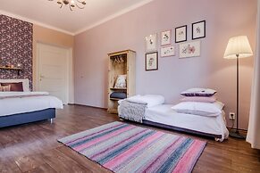 APT with garden Prague by Michal&Friends