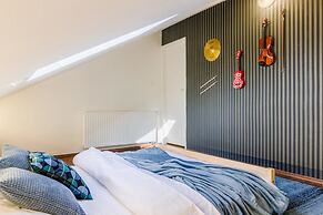 APT with garden Prague by Michal&Friends
