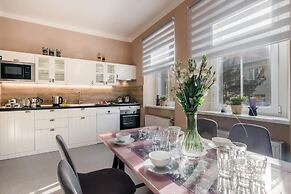 APT with garden Prague by Michal&Friends
