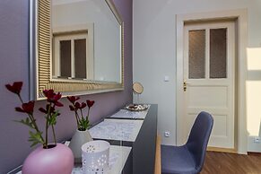 APT with garden Prague by Michal&Friends