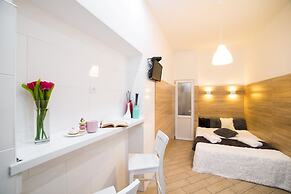 Smart Apartment Filatova 10b