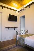 Villa 4 Bed & Breakfast