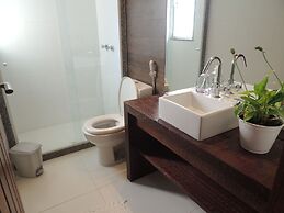 Ótima Casa com Vista para a Praia de Manguinhos