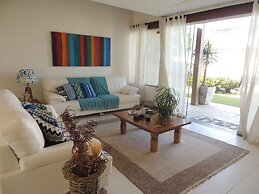 Ótima Casa com Vista para a Praia de Manguinhos