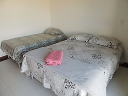 Ótima Casa com Vista para a Praia de Manguinhos