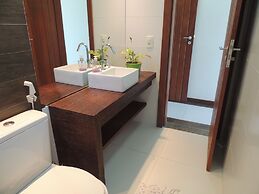 Ótima Casa com Vista para a Praia de Manguinhos