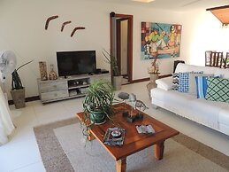 Ótima Casa com Vista para a Praia de Manguinhos