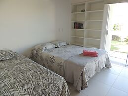 Ótima Casa com Vista para a Praia de Manguinhos