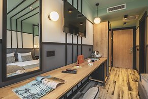 City Life Demir Hotel