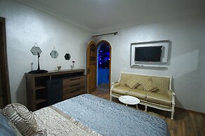 Hotel Ziryab