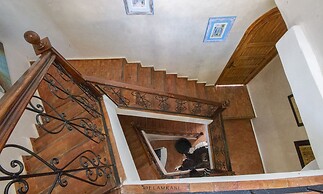Hotel Ziryab