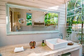 Hotel Playa Manglares Isla Barú