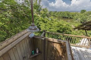 Hotel Playa Manglares Isla Barú