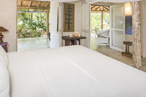 Hotel Playa Manglares Isla Barú