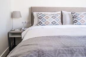 Urban Nest - Suites & Apartments