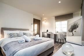 Urban Nest - Suites & Apartments